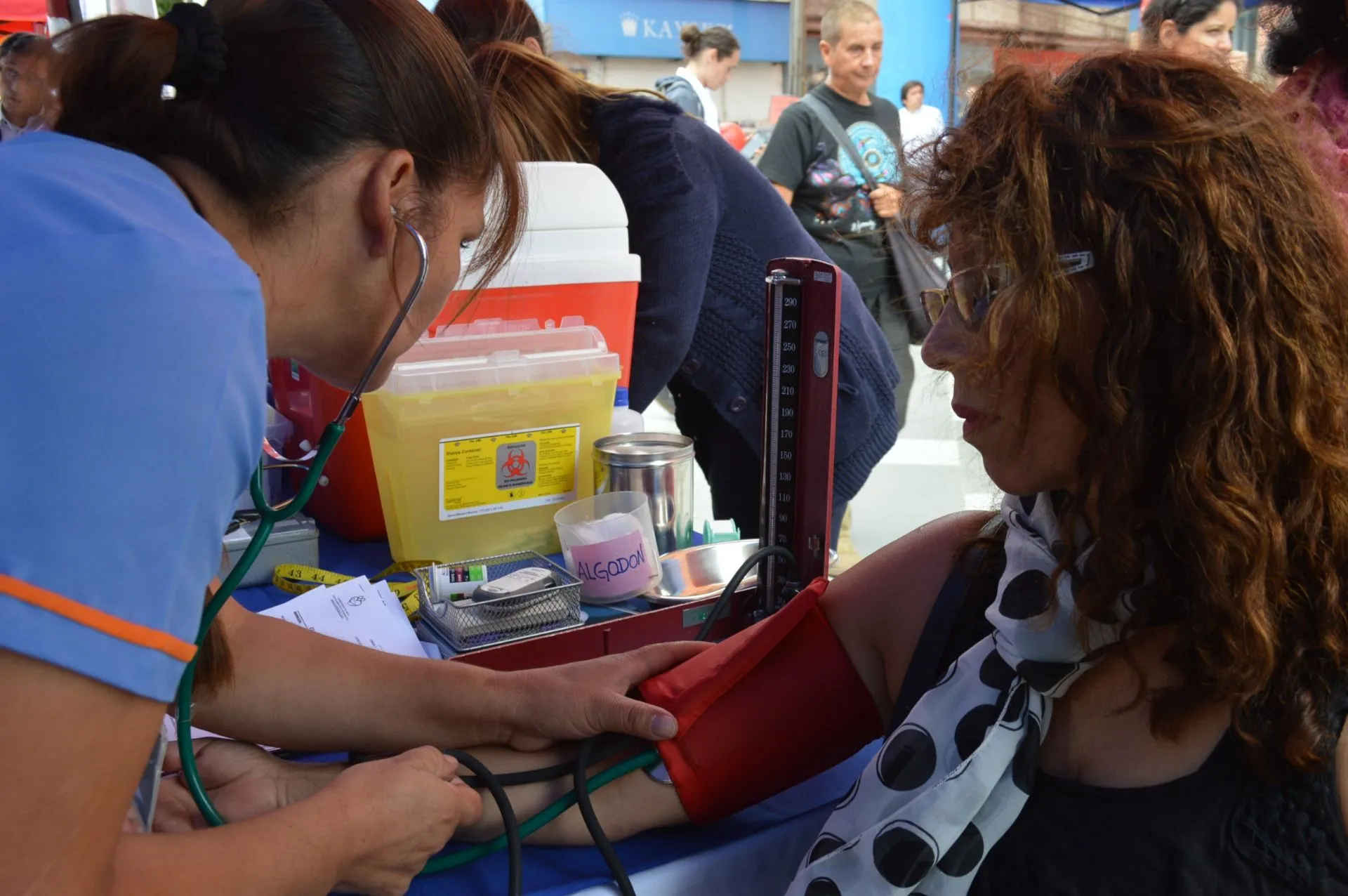 Alcalde Vargas apoya a funcionarios de la Disam y pide construcción de más Centros de Salud para Arica